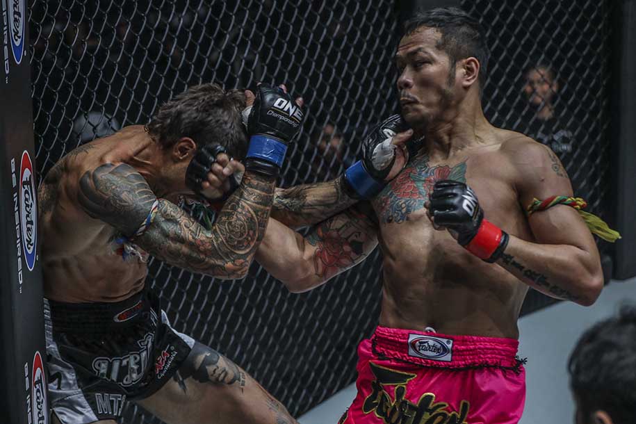 Tượng đài Muay Thái John Wayne Parr gia nhập ONE Championship